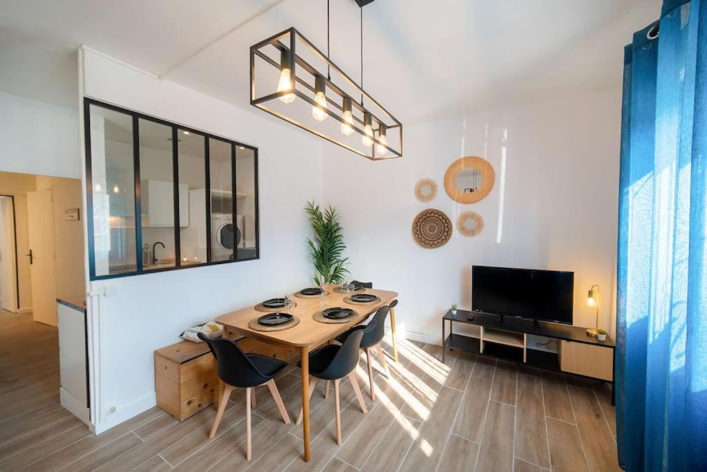 Fully Equiped Wifi Apartment Sleeps 6 Марсель Экстерьер фото