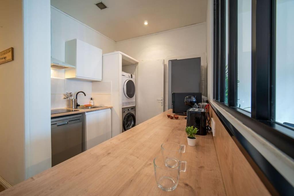 Fully Equiped Wifi Apartment Sleeps 6 Марсель Экстерьер фото